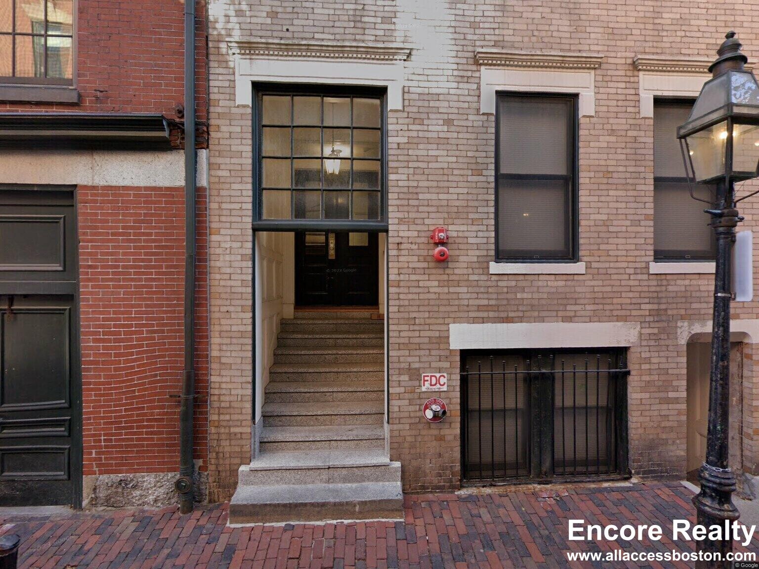 Building Photo - 98 Myrtle St