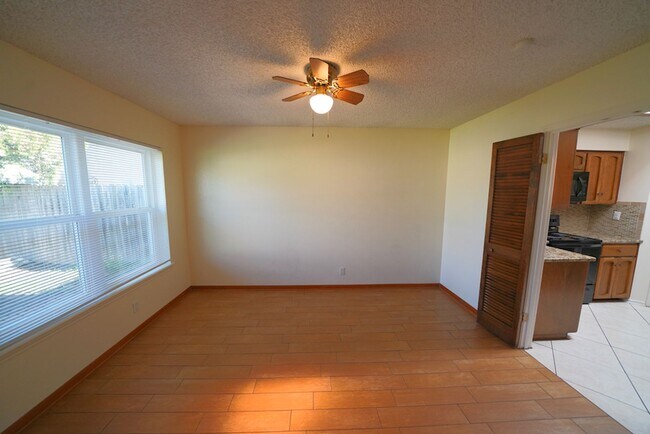 Building Photo - 4211 Colonneh Trail