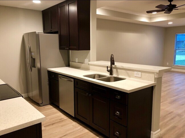 Building Photo - 3609 Park Drive Ste A