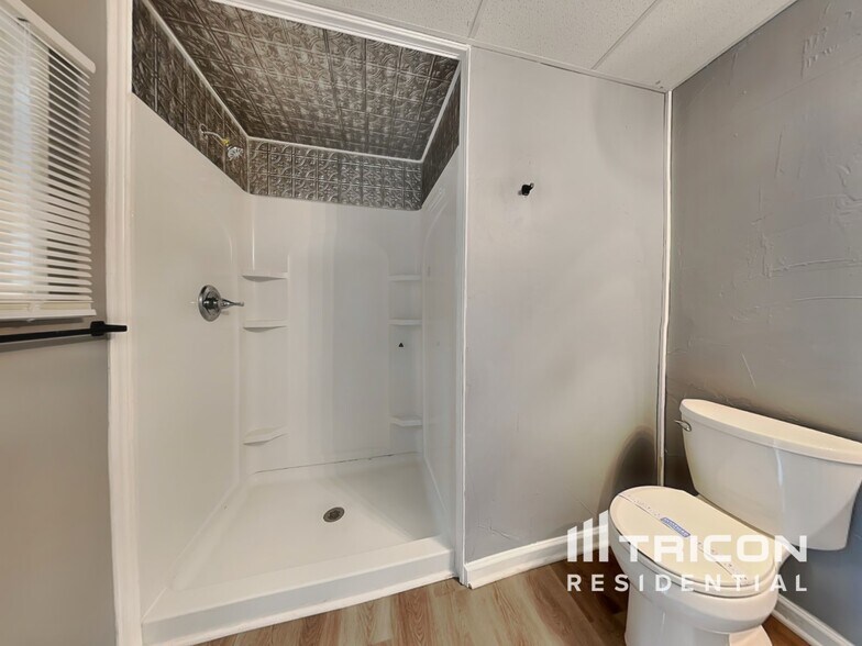 Building Photo - 1770 River Bluff Rd