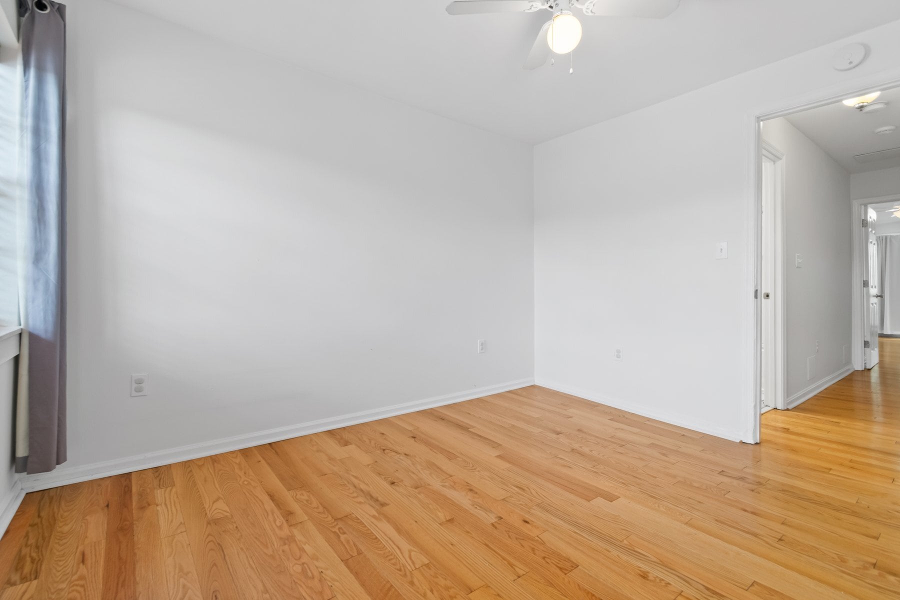 Building Photo - 805 S Hanover St