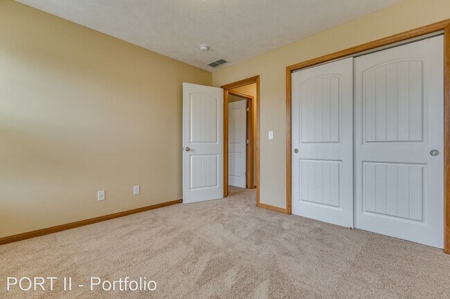 Building Photo - 3 br, 1 bath House - 377 Station 44 Pl Uni...