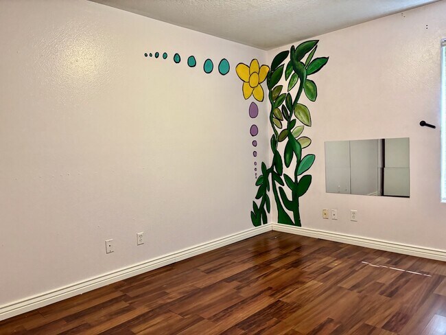 Building Photo - 3617 Cameo Dr