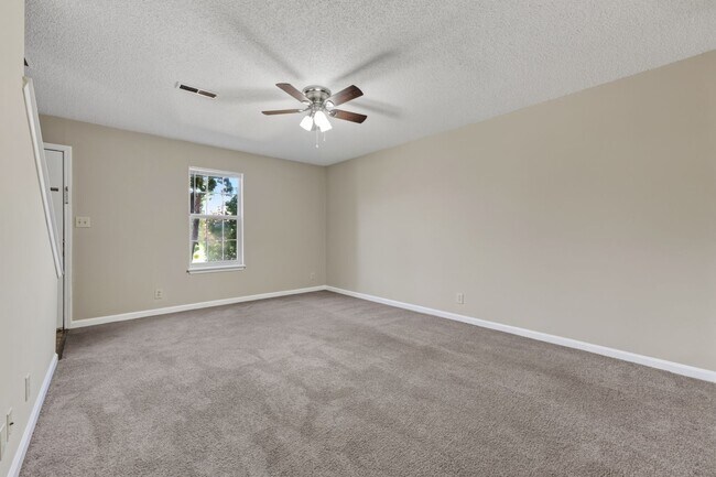 Building Photo - 1731 Baltimore Dr