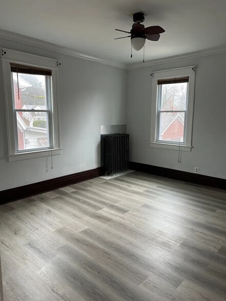 Bedroom #1 - 553 Britton Rd