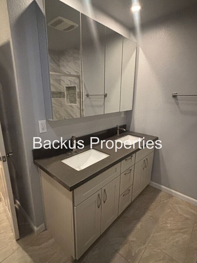 Building Photo - Wonderful Three-Bedroom home in Gonzales