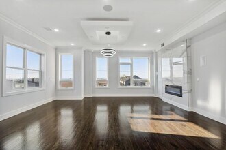 Building Photo - 122 Terrace Ave