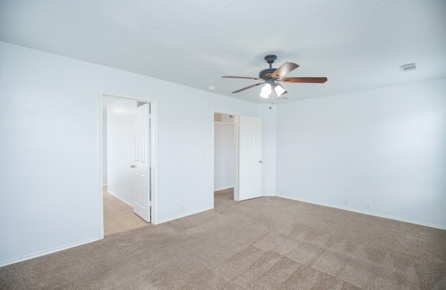 Building Photo - 10447 Sugar Sands Ct