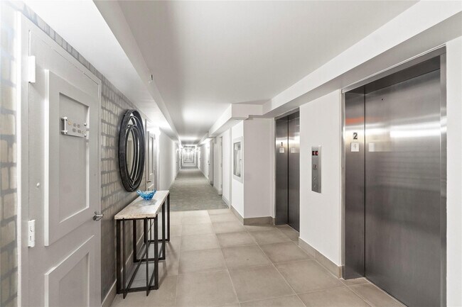 Building Photo - 5200 N Ocean Blvd