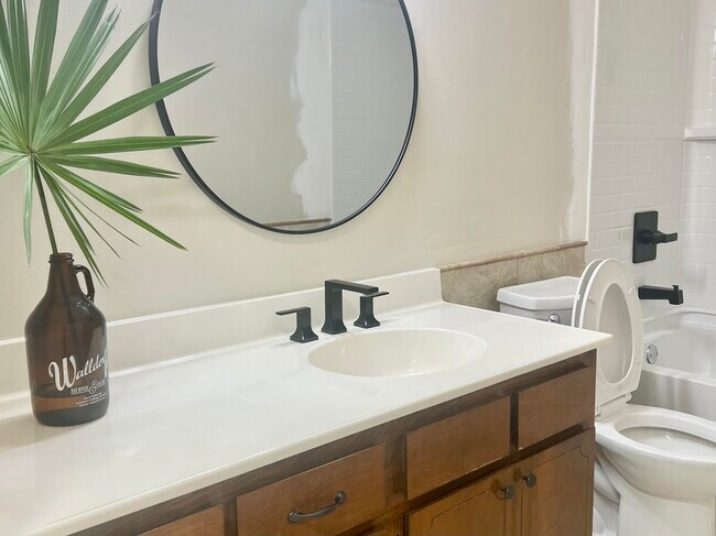 Building Photo - 1934 Co Hwy 3280