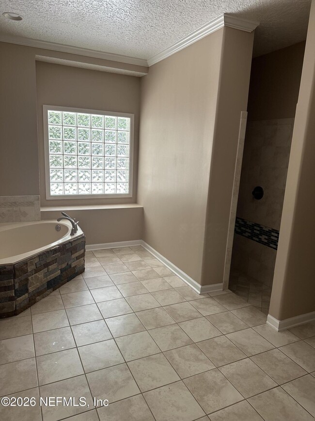 Building Photo - 3817 Paddington Pl