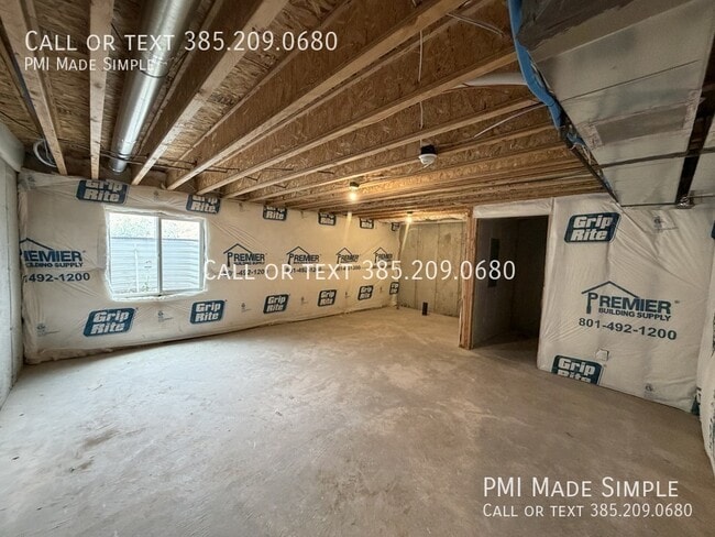 Building Photo - 1356 S Windy Rdg Dr