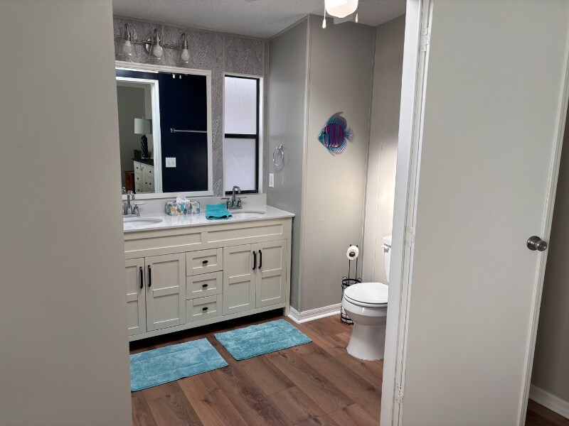 Building Photo - 29200 S Jones Loop Rd