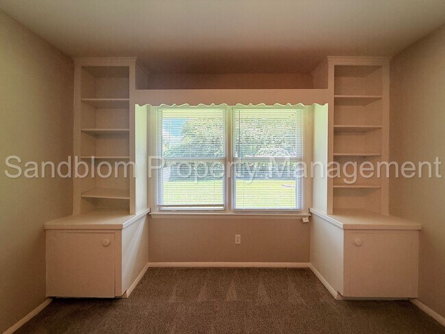 Building Photo - FOR LEASE | Midtown Tulsa | Available NOW!
