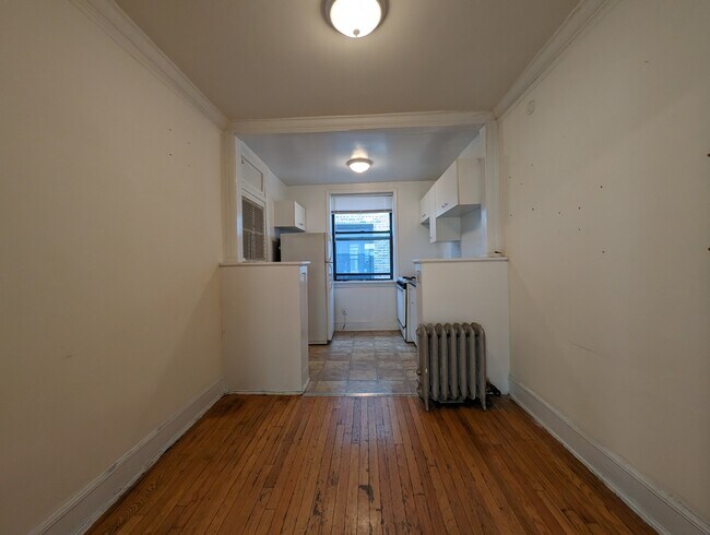 Building Photo - 2338 N Spaulding Ave