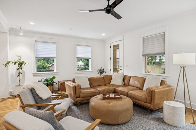 Building Photo - Great East Nashville house-close to 5 Points and Shelby Park