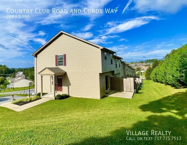 Building Photo - 703 Country Club Rd