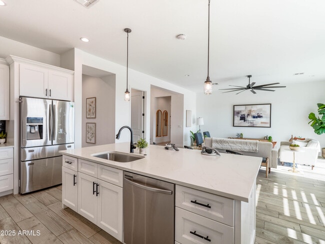 Building Photo - 28143 N QUINTANA Pl