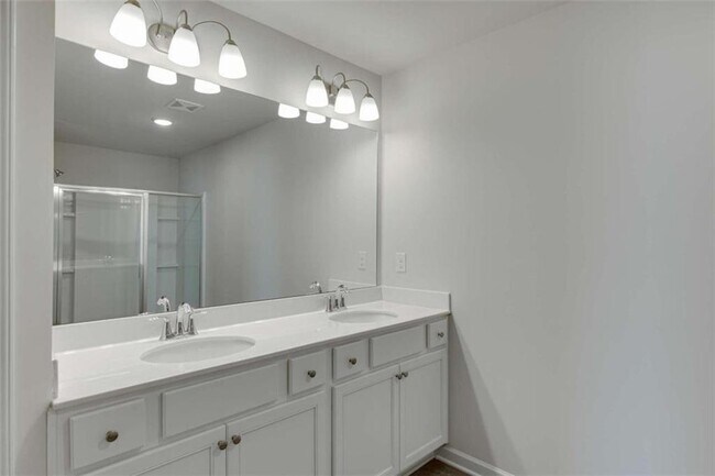 Building Photo - 4741 Medlock Ln