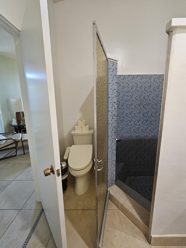 Building Photo - 37800 Da Vall Dr