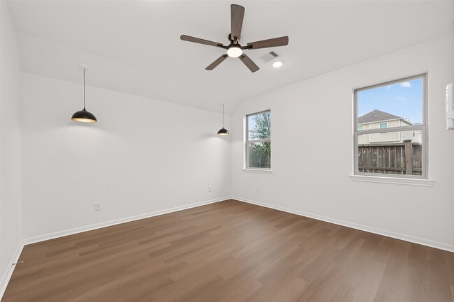 Building Photo - 1410 Cecilia Vines Dr