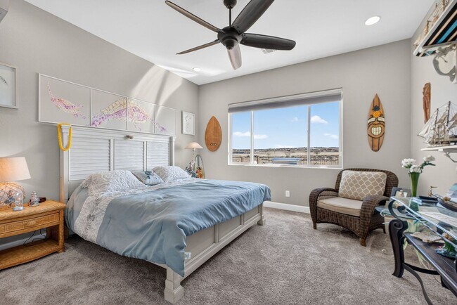 Building Photo - Walden Farms home with a great relaxing backyard!