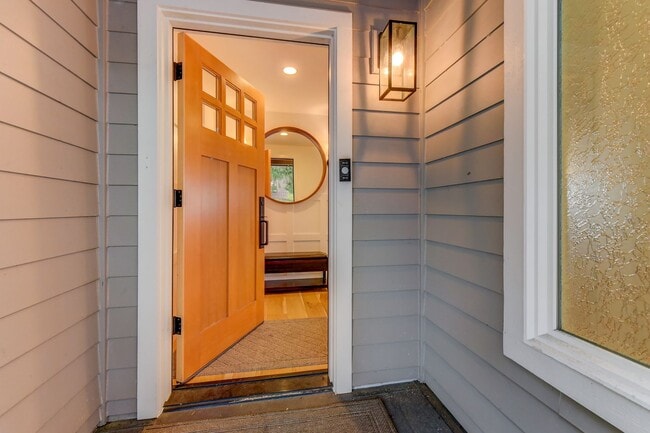 Building Photo - Space to Live, Host, and Breathe, All With a View of the Sound