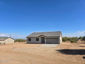 Building Photo - 16023 E Rancho Tierra Dr