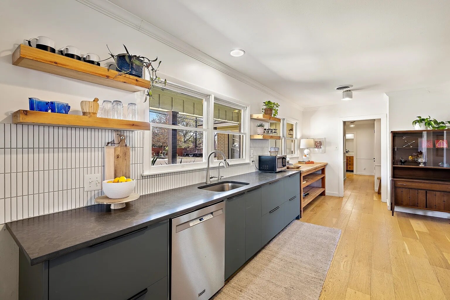 Building Photo - 1802 Hutto Rd