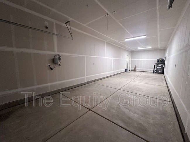 Building Photo - 30536 Delancy Rd