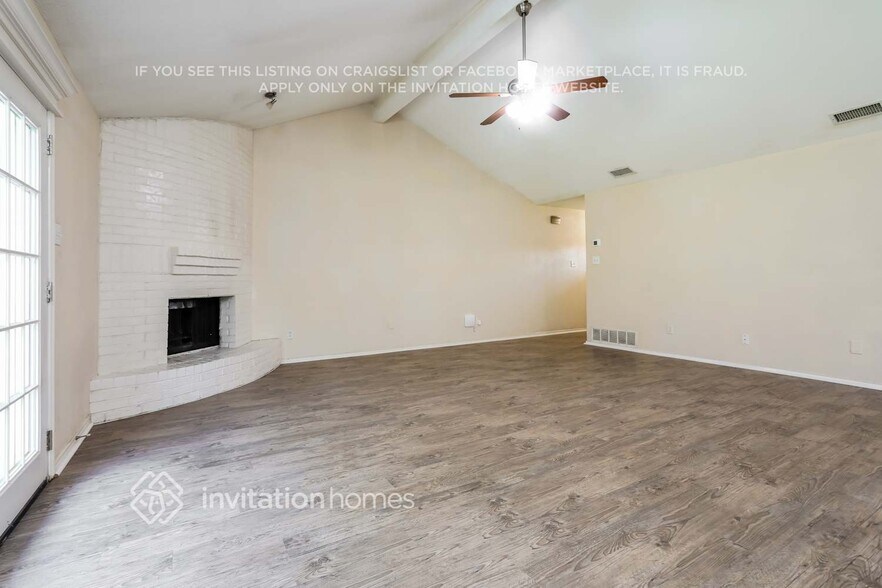 Building Photo - 6408 Big Springs Dr