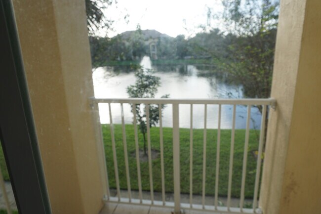 Building Photo - 3919 Passion Flower Rd