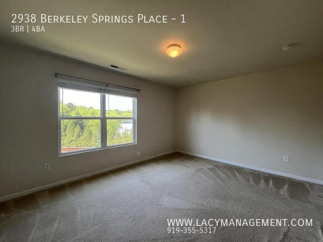 Building Photo - 2938 Berkeley Springs Pl