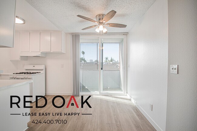 Building Photo - 8309 Cedros Ave