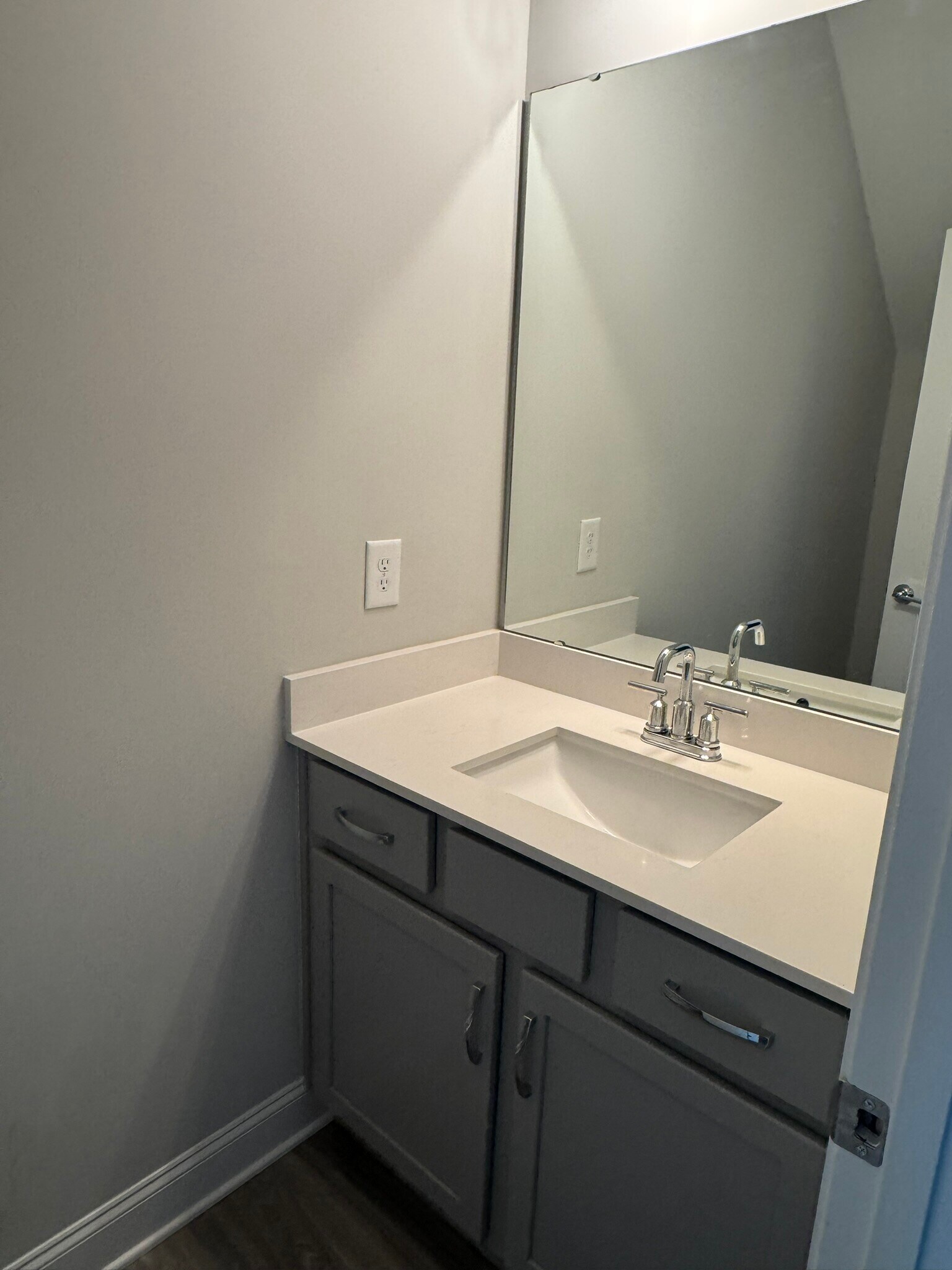 1/2 Bath Downstairs - 605 Marshskip Way