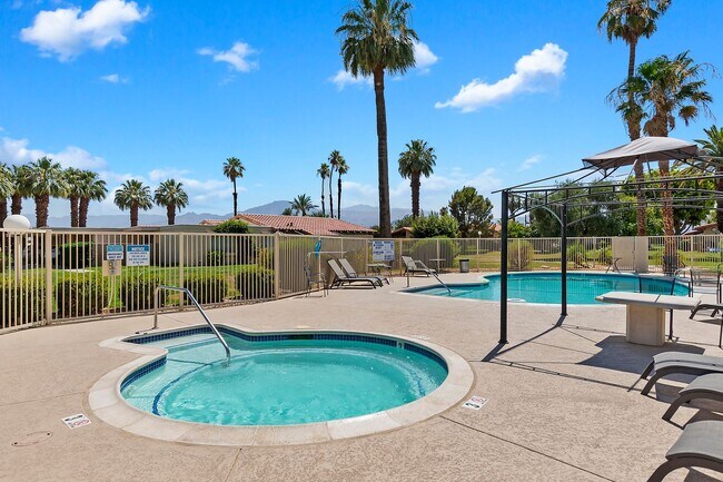 Building Photo - 3 Bed / 2 Bath House at INDIAN PALMS CC** ...