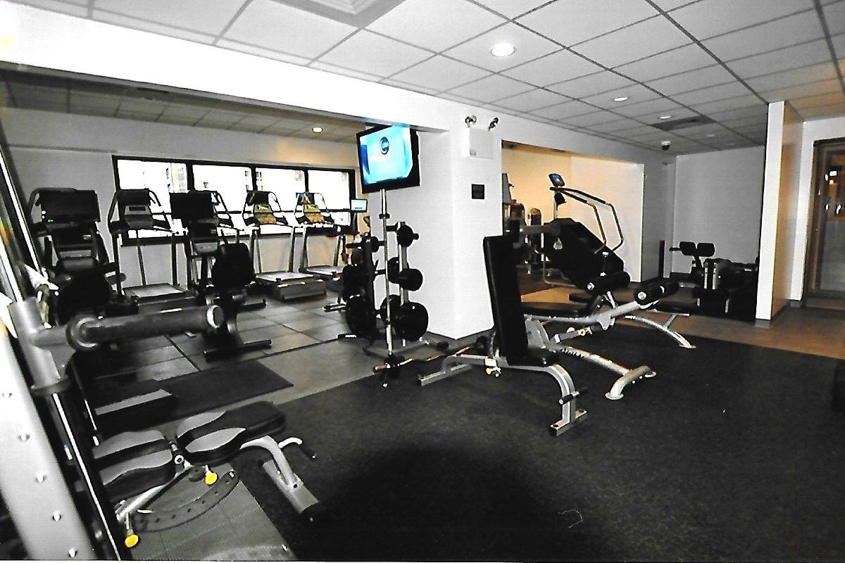 Building Photo - 1030 N State St