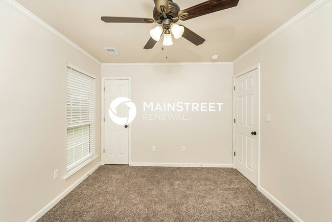 Building Photo - 6078 Russet Meadows Dr