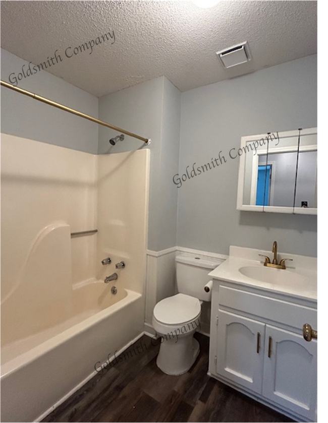 Building Photo - "3-Bedroom Home with Spacious Living in Simpsonville!"