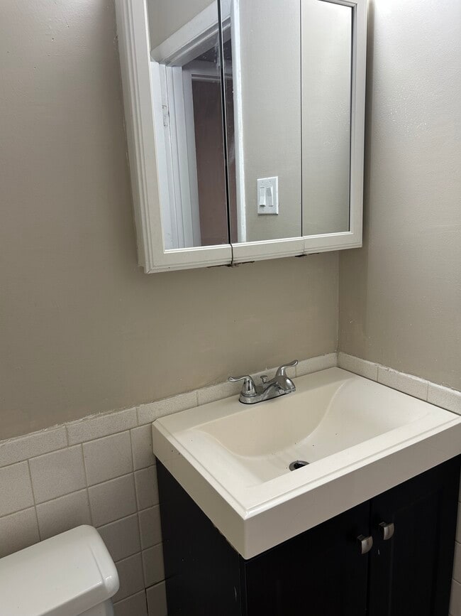 Bath vanity - The Courtyards