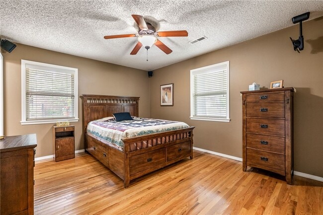 Building Photo - 2917 Mayberry Ln