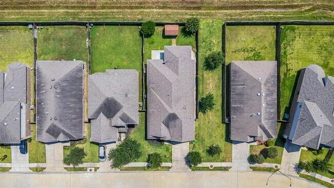 Building Photo - 24119 Kingdom Isle Ln