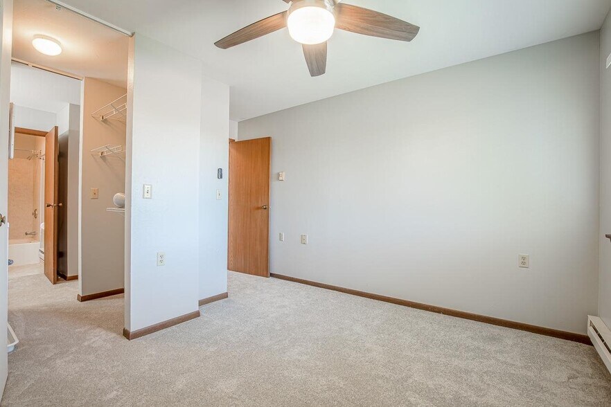 Building Photo - 5331 Brody Dr