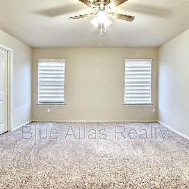 Building Photo - 1340 Levi Ln