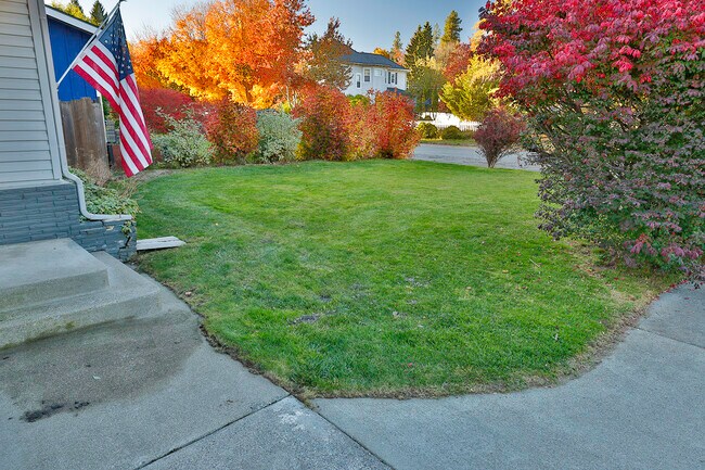 Quiet neighborhood - 1020 E Garden Ave