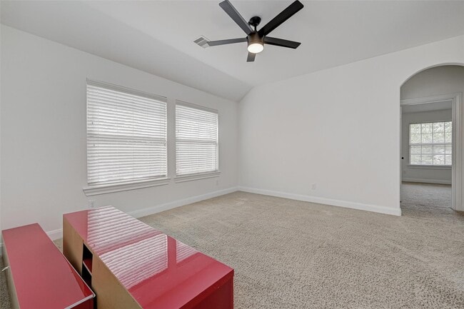 Building Photo - 71 N Rocky Point Cir