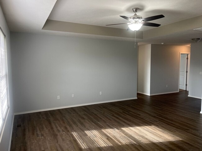 Building Photo - Sit Back, Relax. Your New home Awaits in R...