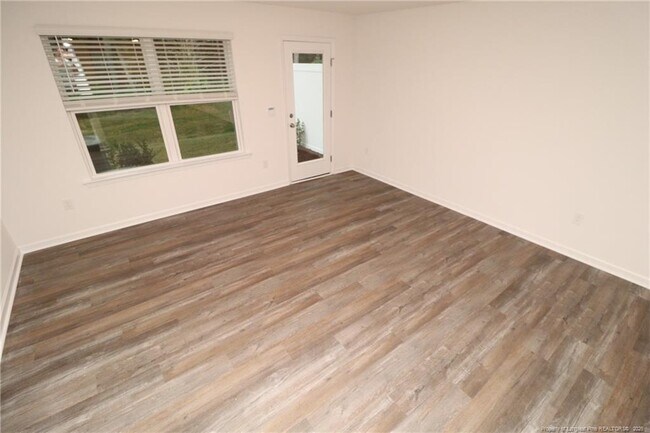 Building Photo - 5810 Brambleberry Way
