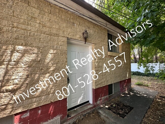 Building Photo - Apartment Near BYU!