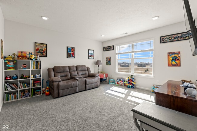 Building Photo - 1399 Hat Band St